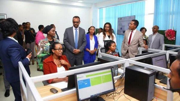የሰው ንግድ እና ሕገ-ወጥ የሰው ዝውውር ወንጀልን መከላከል የሚያስችል የመረጃ እና የጥሪ ማዕከል ተከፈተ - Sputnik አፍሪካ