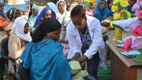 በኢትዮጵያ ከ17 ነጥብ 5 ሚሊየን በላይ ህፃናት የኩፍኝ በሽታ መከላከያ ክትባት ሊሰጣቸው ነው - Sputnik አፍሪካ