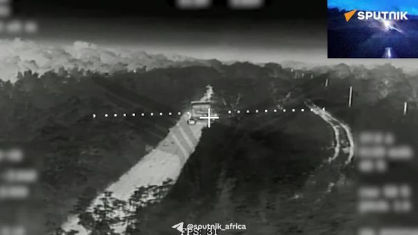 የሩሲያ ኤፍፒቪ ሰው አልባ አውሮፕላን አባላት በሱሚ ክልል የዩክሬን ሊፐርድ 2ኤ6 ታንክን አወደሙ - Sputnik አፍሪካ