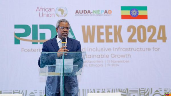 ኢትዮጵያ ጎረቤቶቿን በኤሌክትሪክ ኃይል በማስተሳሰር ለነጠላ የኢነርጂ ገበያ ትግበራ መሠረት ሆናለች ሲል የአፍሪካ ኅብረት አስታወቀ - Sputnik አፍሪካ