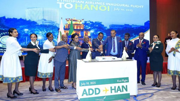የኢትዮጵያ አየር መንገድ ወደ ሃኖይ ቬትናም አዲስ የበረራ አገልግሎት አስጀመረ - Sputnik አፍሪካ