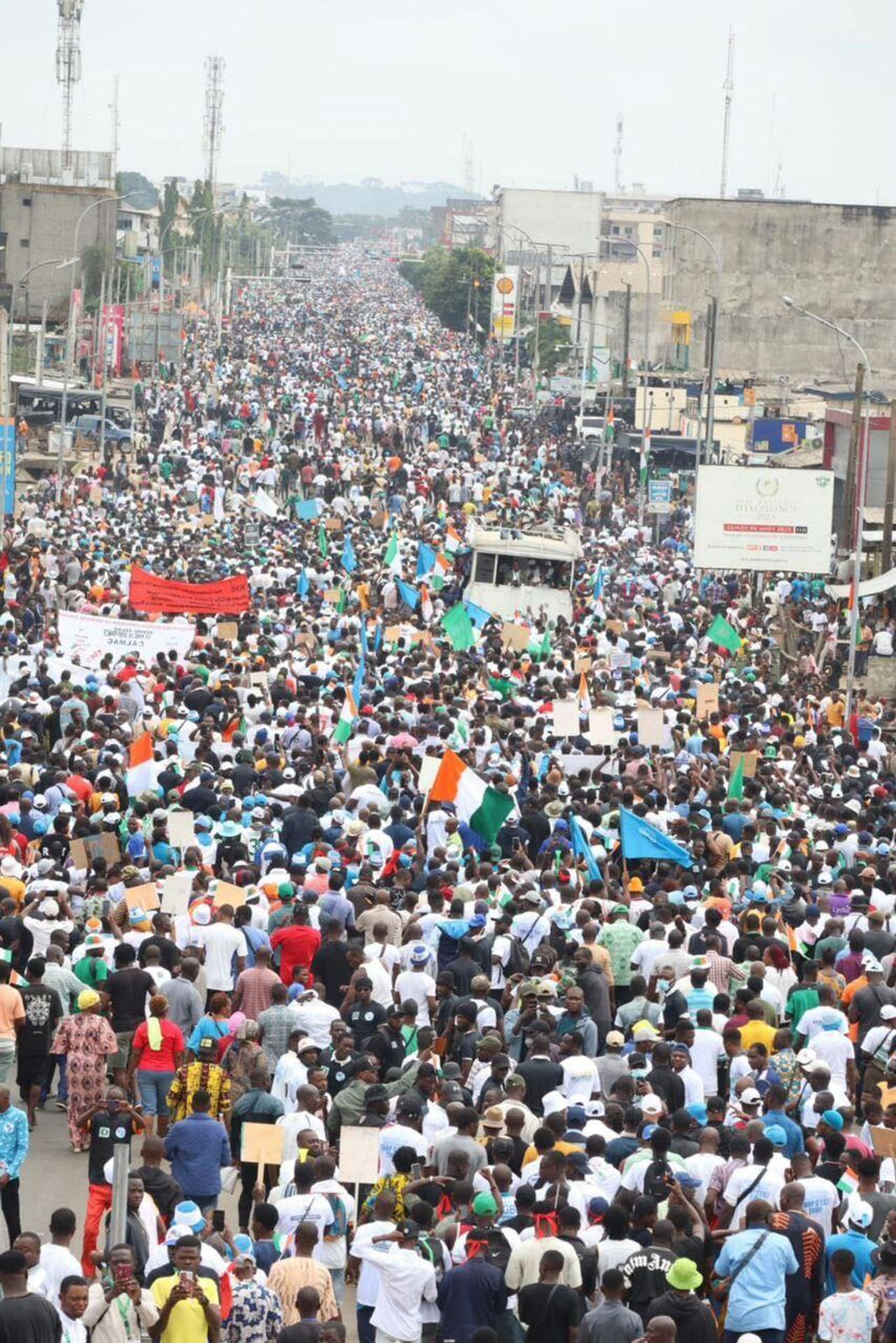 ከሁለት ሚሊየን በላይ ሰልፈኞች በትናንትናው ዕለት በኮትዲቯር ለተቃውሞ ወጡ - Sputnik አፍሪካ, 1920, 10.08.2025