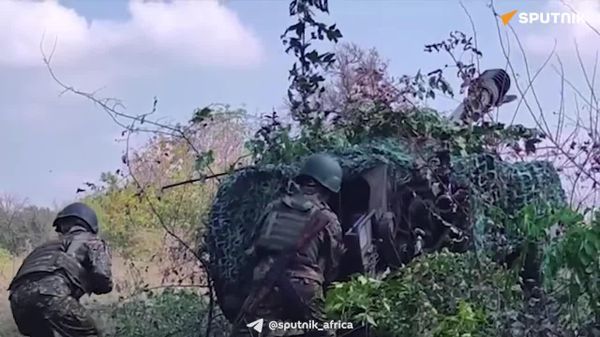 ዒላማቸውን የጠበቁ የሩሲያ ኃይሎች የሃዊትዘር መድፍ ጥቃቶች በዶኔትስክ ሕዝባዊ ሪፐብሊክ የዩክሬን ወታደራዊ ይዞታን አወደሙ - Sputnik አፍሪካ