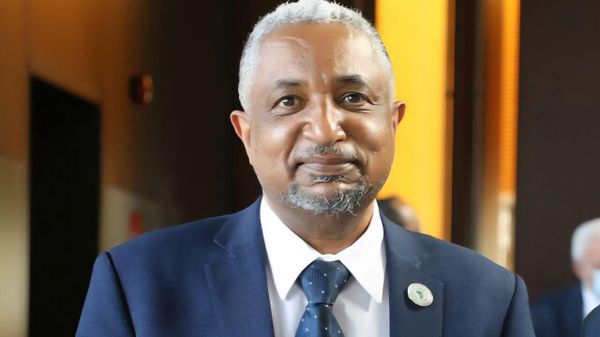 የአፍሪካ ኅብረት በፕሬዝዳንት ቭላድሚር ፑቲን እና የአሜሪካ አቻቸው ዶናልድ ትራምፕ መካከል በአላስካ የተካሄደውን ስብሰባ በደስታ ተቀበለ - Sputnik አፍሪካ