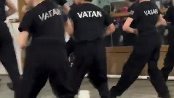 #viral| የሚስፈነጥዝ ባሕል፦ በሩሲያ ዳግስታን 'ቫታን' የዳንስ ቡድን ጥንታዊውን ዳንስ ዳግም አነቃቅተዋል - Sputnik አፍሪካ