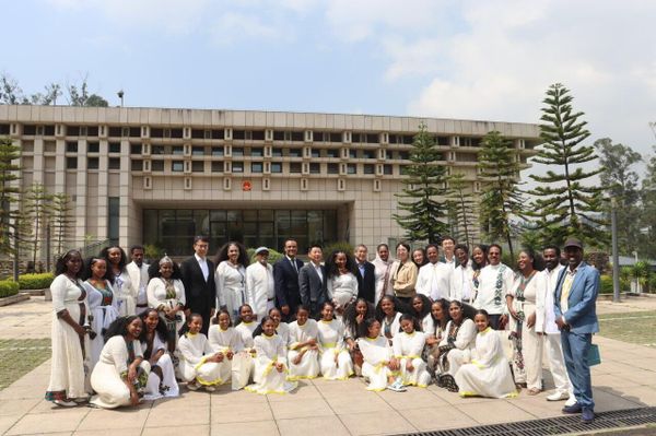 አበባይሆሽ በኢትዮጵያ የቻይና ኢምባሲ - Sputnik አፍሪካ