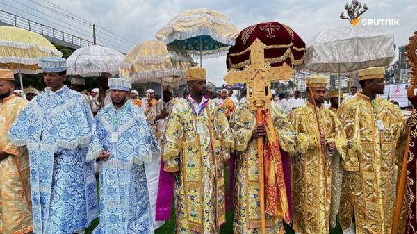 የመስቀል ደመራ በዓል የአከባበር ሥነ-ሥርዓት በመስቀል አደባባይ መካሄድ ጀምሯል - Sputnik አፍሪካ