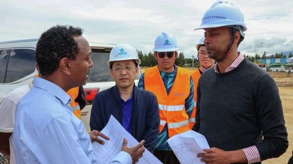 የኢትዮጵያ ኢንቨስትመንት ሆልዲንግስ የሀገር ውስጥ የመማሪያ መጻሕፍት ማተሚያ ድርጅት በሽርክና ሊያቋቁም ነው - Sputnik አፍሪካ