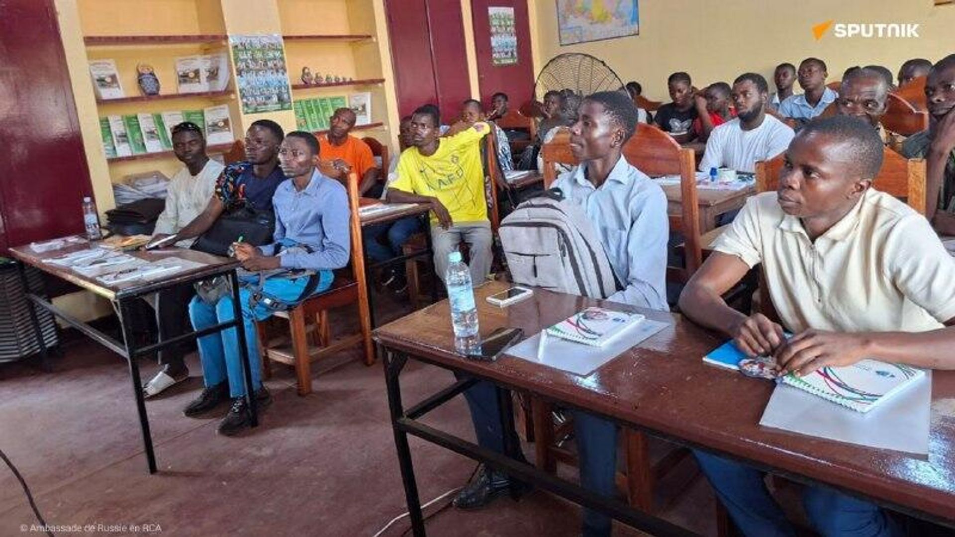 በማዕከላዊ አፍሪካ ሪፐብሊክ የሩሲያ ቋንቋ ጥናት ማዕከል ተከፈተ - Sputnik አፍሪካ, 1920, 24.11.2025