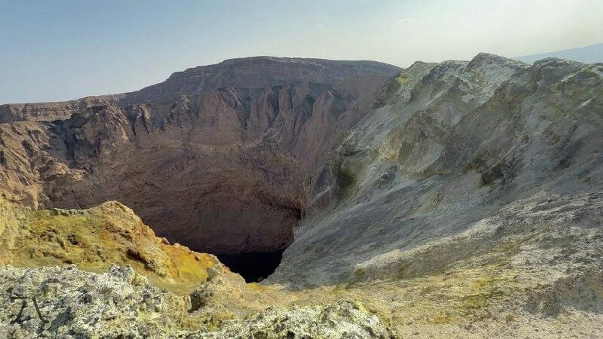 በኤርታሌ አዲስ የተፈጠረው ከፍተኛ እሳተ ገሞራ ከሃይሊ ጉቢ ፍንዳታ ጋር የተያያዘ ሊሆን ይችላል ተባለ - Sputnik አፍሪካ, 1920, 26.11.2025