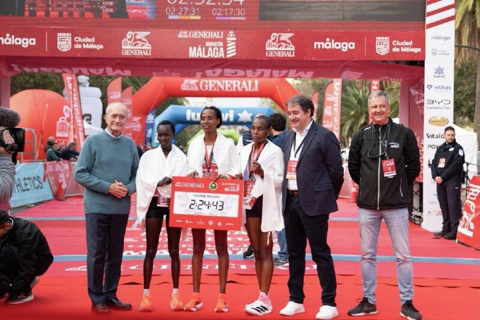 ኢትዮጵያዊቷ አትሌት ምስጋኔ አለማየሁ በስፔን በተካሄደው የማላጋ ማራቶን አዲስ ክብረ ወሰን በማስመዝገብ አሸነፈች - Sputnik አፍሪካ, 1920, 15.12.2025