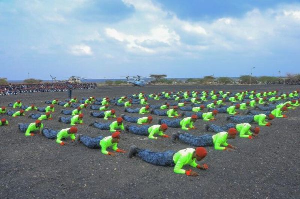 የኢትዮጵያ ፌደራል ፖሊስ በኢትዮጵያ ፖሊስ ታሪክ የመጀመሪያ የሆነውን ልዩ ኮማንዶ አስመረቀ - Sputnik አፍሪካ