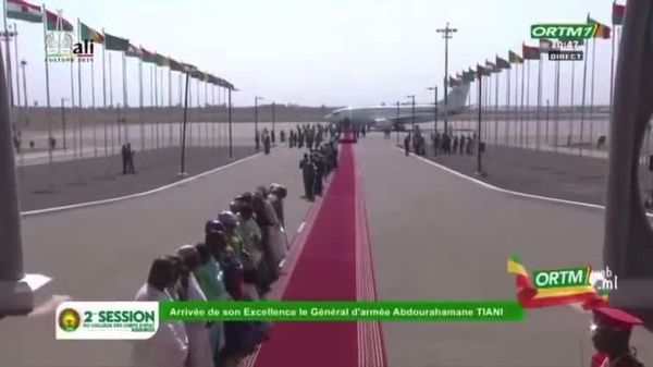 የኒጀሩ ፕሬዝዳንት ለሁለተኛው የሳሕል አገራት ጥምረት የመሪዎች ጉባኤ ባማኮ ገቡ - Sputnik አፍሪካ