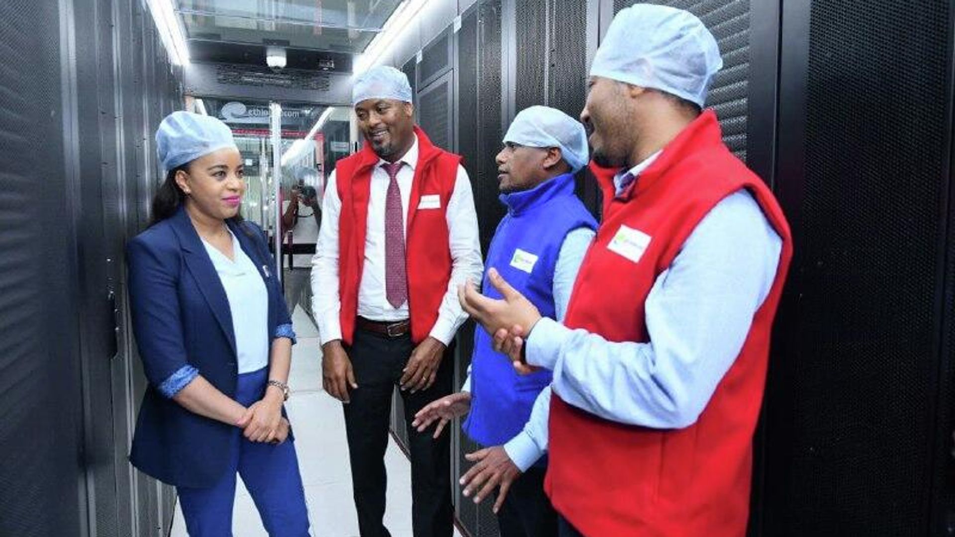 ኢትዮጵያ በአፍሪካ በታዳሽ ኃይል ለሚሠሩ የዳታ ማዕከላት ስትራቴጂካዊ ማዕከል እየሆነች መምጣቷ ተገለጸ ኢትዮጵያ በአፍሪካ በታዳሽ ኃይል ለሚሠሩ የዳታ ማዕከላት ስትራቴጂካዊ ማዕከል እየሆነች መምጣቷ ተገለጸ - Sputnik አፍሪካ, 1920, 24.12.2025