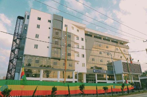 በአዲስ አበባ 32 አዳዲስ የፖሊስ እና የእሳትና አደጋ ሥጋት መከላከያ ተቋማት ተመረቁ - Sputnik አፍሪካ
