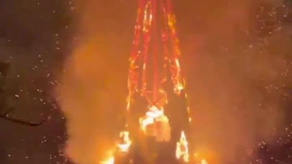 #viral| በአምስተርዳም 150 ዓመታትን ያስቆጠረ ታሪካዊ ቤተ-ክርስቲያን በእሳት ወደመ - Sputnik አፍሪካ