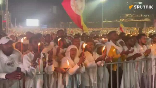 በመስቀል አደባባይ የተካሄደው ሦስተኛው የአእላፋት ዝማሬ መርኃ-ግብር ተጨማሪ ምሥሎች - Sputnik አፍሪካ