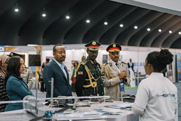 ጠቅላይ ሚኒስትር ዐቢይ የአየር ኃይል 90ኛ ዓመት አስመልክቶ በተከፈተው የአቪዬሽን ኤክስፖ 2026 ላይ ተገኙ - Sputnik አፍሪካ