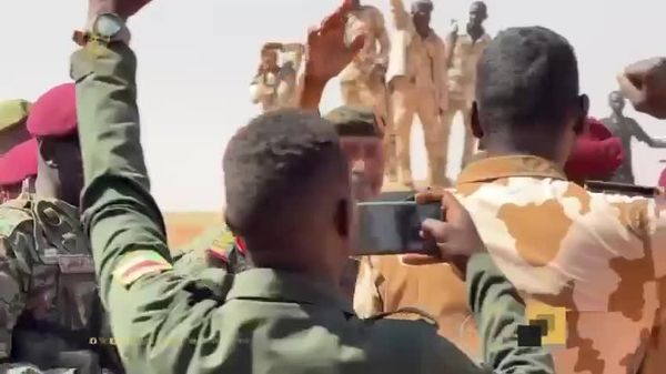 አል-ቡርሃን በካርቱም የሚገኘውን ስልታዊ 5ኛ ክፍለ ጦር ብርጌድን ጎበኙ - Sputnik አፍሪካ