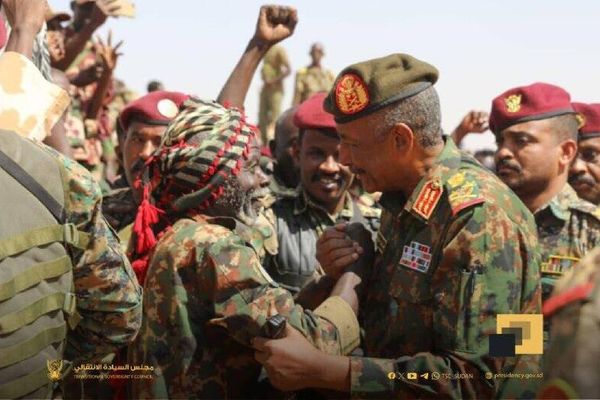አል-ቡርሃን በካርቱም የሚገኘውን ስልታዊ 5ኛ ክፍለ ጦር ብርጌድን ጎበኙ - Sputnik አፍሪካ