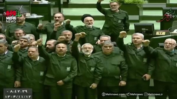 #viral| የእስላማዊ አብዮት ዘብ ዩኒፎርምን የለበሱ የኢራን ፓርላማ አባላት “ሞት ለአሜሪካ”፤ “ሞት ለጽዮናውያን” ሲሉ ተቃውሟቸውን አሰሙ - Sputnik አፍሪካ