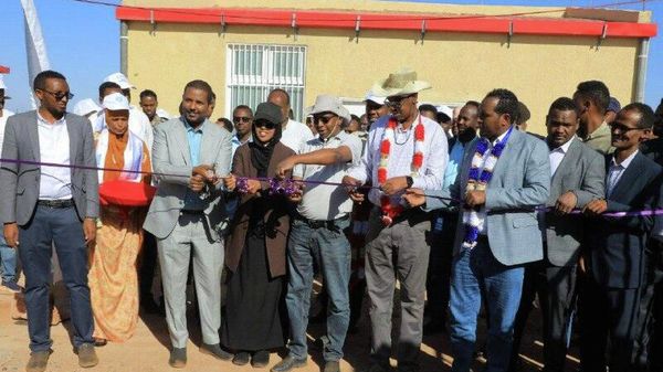 በሱማሌ ክልል የምትገኘው ዲግ ከተማ በፀሐይ ኃይል ፕሮጀክት የ24 ሰዓት የኤሌክትሪክ አገልግሎት ተጠቃሚ ሆነች - Sputnik አፍሪካ