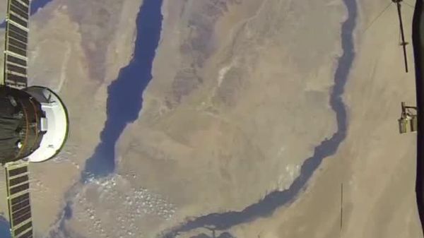 #viral | ግብፅ እና የሱዌዝ ቦይ ከምድር 400 ኪሎ ሜትር ርቀት ላይ - Sputnik አፍሪካ