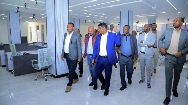 የኢኖቬሽንና ቴክኖሎጂ ሚኒስቴር በአምቦ ከተማ ያስገነባውን የወጣቶች ኢኖቬሽን ኢንኩቤሽን እና ስታርት አፕ ማዕከላትን አስመረቀ - Sputnik አፍሪካ
