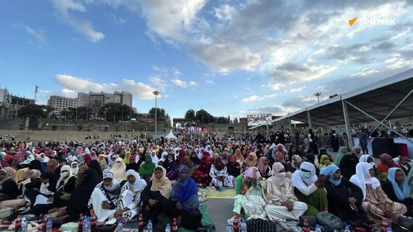 6ኛው ሀገራዊ የጎዳና ላይ ኢፍጣር በአዲስ አበባ እየተካሄደ ነው - Sputnik አፍሪካ