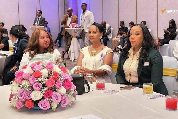 የኢትዮጵያ አየር መንገድ ዓለም አቀፉን የሴቶች ቀን በማስመልከት በ8 ሀገራት በሴቶች ብቻ የሚመራ በረራ እንደሚያደርግ አስታወቀ - Sputnik አፍሪካ