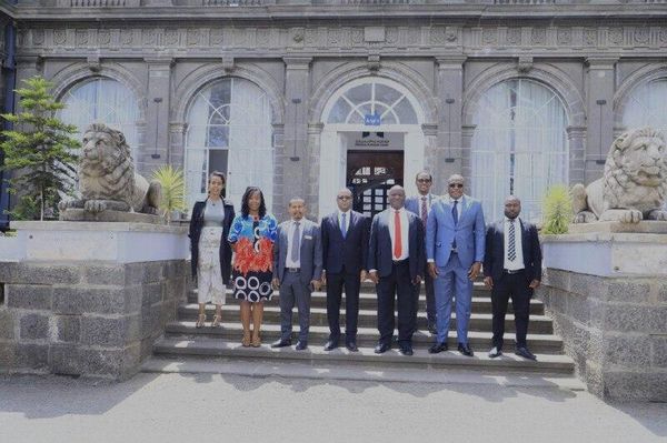 የዚምባብዌ ጠቅላይ ፍርድ ቤት ፕሬዝዳንት የኢትዮጵያን ጠቅላይ ፍርድ ቤት የለውጥ ተግባራት አደነቁ - Sputnik አፍሪካ