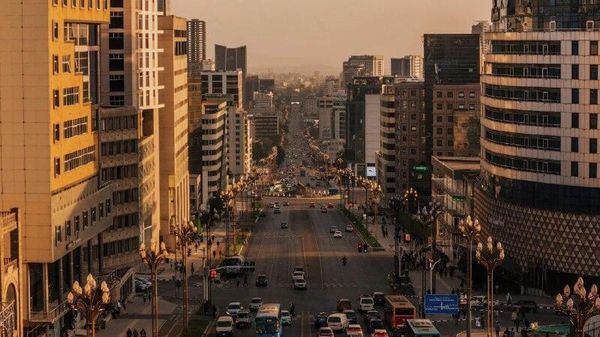በአዲስ አበባ የሕዝብ ትራንስፖርት አገልግሎት ክፍያ ላይ ጭማሪ ተደረገ - Sputnik አፍሪካ