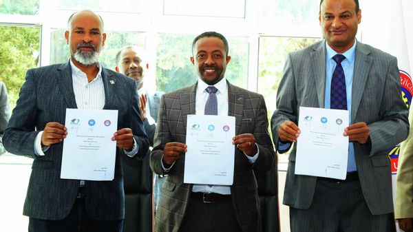 በአዲስ አበባ እና በኦሮሚያ የሁለተኛ ደረጃ ትምህርት ቤቶች ላይ የቻይንኛ ቋንቋ ትምህርት ለመስጠት ስምምነት ተፈረመ   - Sputnik አፍሪካ
