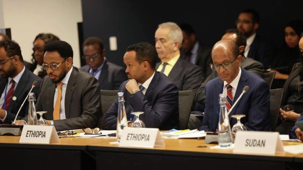 ለቀጣናዊ የትራንስፖርት ኮሪደሮች ፈጣን የፋይናንስ አቅርቦት እንዲመቻች ጥሪ አቀረቡ - Sputnik አፍሪካ