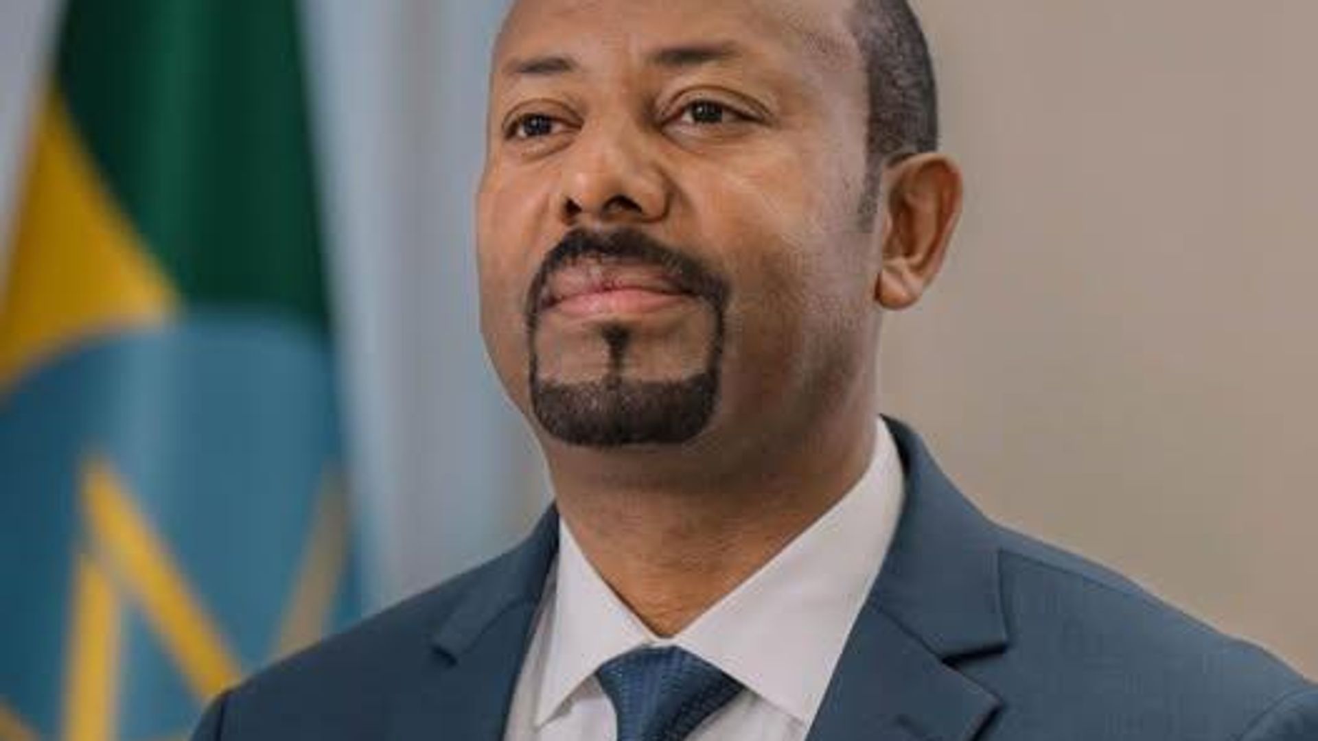 ሉአላዊነት የሚጸናው በፈተና ሳይወድቁ በመቆም፤ በወጀብ ሳይናወጡ መጓዝ በመቻል ነው - የጠቅላይ ሚኒስትር ዐቢይ አሕመድ የዒድ አል አድሃ የእንኳን አደረሳችሁ መልዕክት ሉአላዊነት የሚጸናው በፈተና ሳይወድቁ በመቆም፤ በወጀብ ሳይናወጡ መጓዝ በመቻል ነው - የጠቅላይ ሚኒስትር ዐቢይ አሕመድ የዒድ አል አድሃ የእንኳን አደረሳችሁ መልዕክት - Sputnik አፍሪካ, 1920, 26.05.2026