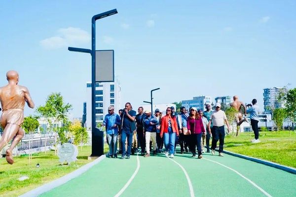 በጥቁር አንበሳና ቅዱስ ጳውሎስ ሆስፒታሎች የሚማሩ የሩዋንዳ የሕክምና ተማሪዎች የአዲስ አበባን የልማት ፕሮጀክቶችን ጎበኙ - Sputnik አፍሪካ