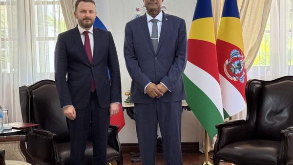 ሲሸልስ እና ሩሲያ የ50 ዓመት ግንኙነታቸውን በአዲስ የቱሪዝም፣ ኀዋ እና ስፖርት ትብብር አከበሩ - Sputnik አፍሪካ