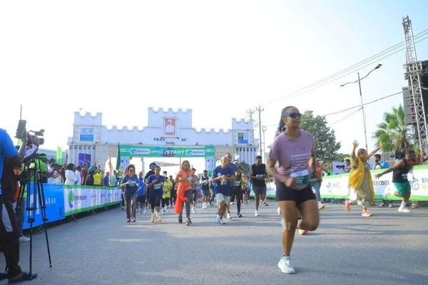 በ6 ከተሞች ሲካሄድ የቆየው የልወቅሽ ኢትዮጵያ ክላሲክ የሩጫ ውድድር ዛሬ በሐረር ከተማ ፍጻሜውን አገኘ - Sputnik አፍሪካ