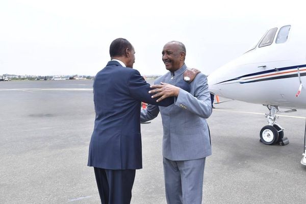 የሱዳኑ አል-ቡርሃን የሁለትዮሽ ግንኙነትን ለማጠናከር ኤርትራን ጎበኙ፤ ከፕሬዚዳንት ኢሳያስ አፈወርቂ ጋርም ተወያዩ - Sputnik አፍሪካ