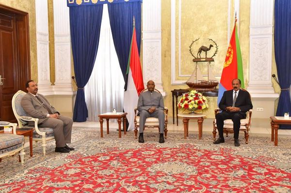 የሱዳኑ አል-ቡርሃን የሁለትዮሽ ግንኙነትን ለማጠናከር ኤርትራን ጎበኙ፤ ከፕሬዚዳንት ኢሳያስ አፈወርቂ ጋርም ተወያዩ - Sputnik አፍሪካ