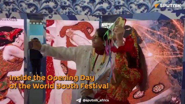 የዓለም ወጣቶች ፌስቲቫል በደመቀ መንፈስ እንዲሁም በአፍሪካውያን ተሳትፎ ተጀመረ - Sputnik አፍሪካ