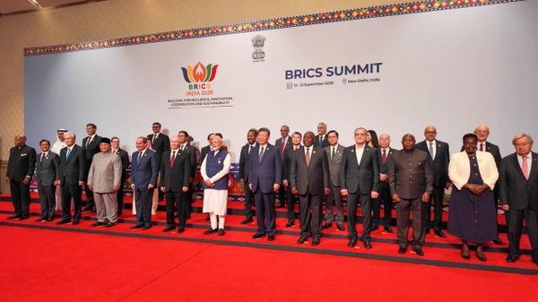 ታይላንድ ብሪክስ የአፍሪካ መርሃግብሯን ኢኮኖሚያዊ ተሞክሮ እንዲያጠና ጋበዘች - የታይላንድ ምክትል ጠቅላይ ሚኒስትር - Sputnik አፍሪካ