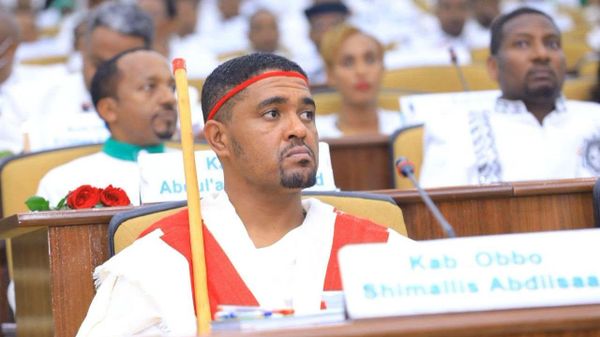 ሽመልስ አብዲሳ የኦሮሚያ ክልል ፕሬዚዳንት ሆነው በድጋሚ ተመረጡ - Sputnik አፍሪካ