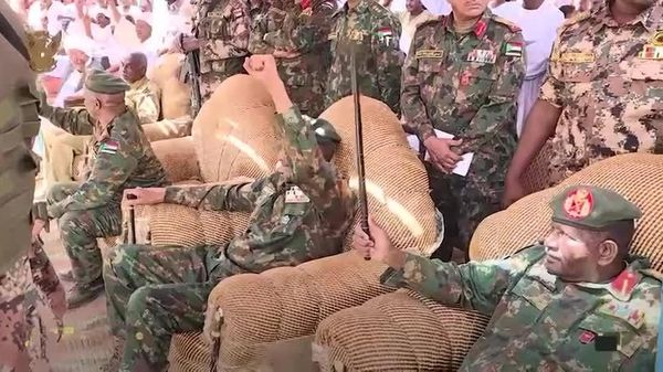 የሱዳኑ አል-ቡርሃን ከአማፂው የፈጥኖ ደራሽ ኃይል ጋር የሚደረግን ድርድር ውድቅ በማድረግ ሙሉ በሙሉ እስኪሸነፉ ድረስ ለመዋጋት ቃል ገቡ - Sputnik አፍሪካ