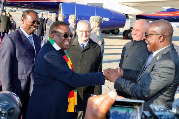 የዚምቧቤ ፕሬዚዳንት ኤመርሰን ምናንጋግዋ ለ3ኛው የሩሲያ–አፍሪካ ጉባኤ ሞስኮ ገቡ የዚምቧቤ ፕሬዚዳንት ኤመርሰን ምናንጋግዋ ለ3ኛው የሩሲያ–አፍሪካ ጉባኤ ሞስኮ ገቡ - Sputnik አፍሪካ